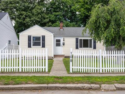 108 Western Promenade, Cranston, RI, 02905