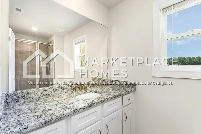 124 S Sina St — Photo 16