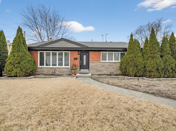 8632 New England Ave, Burbank, IL 60459