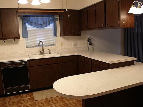 4th image of 1506 W Rambla St