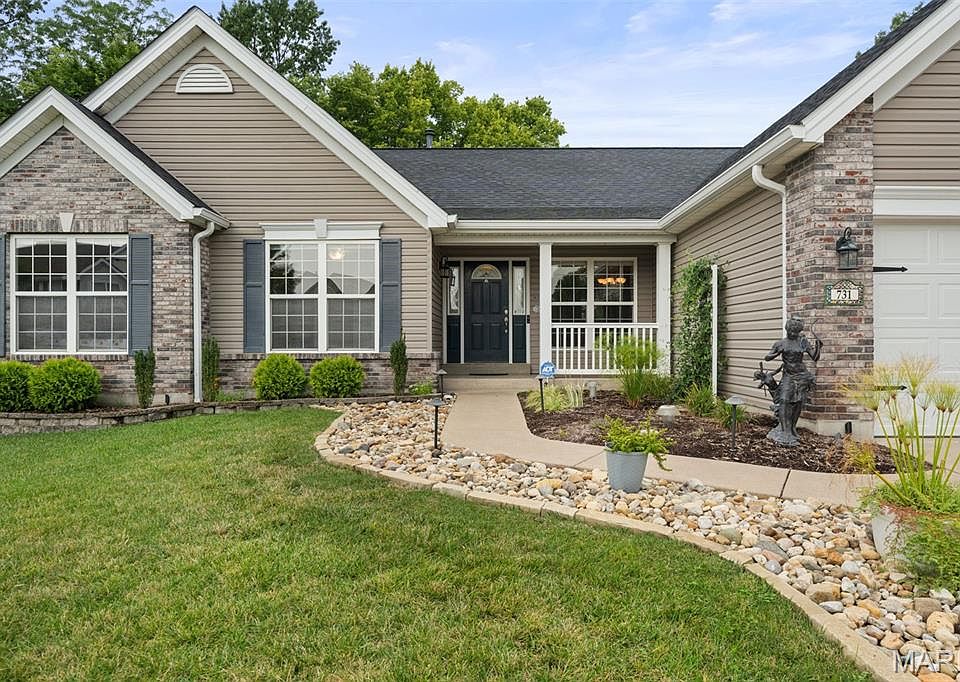 1st image of 731 Autumnwood Forest Dr