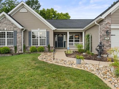 731 Autumnwood Forest Dr, Lake Saint Louis, MO, 63367