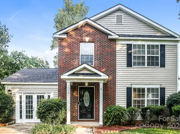10631 Coulport Ln, Charlotte, NC 28215