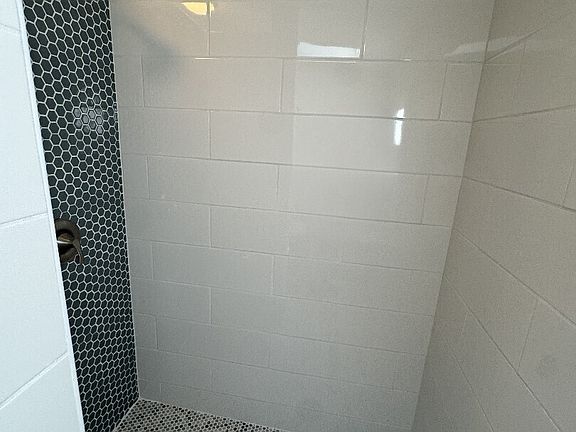 4th image of 2168 Norman Drive