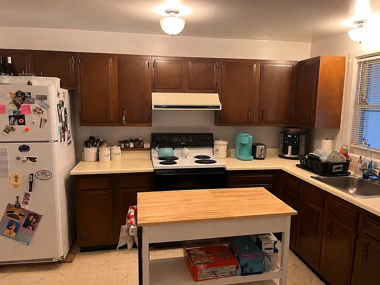 71 E Main St #B — Photo 2