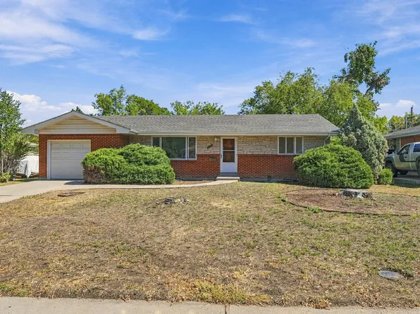 438 Kingston St, Aurora, CO 80010