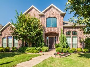 1445 Van Winkle Dr, Carrollton, TX 75007