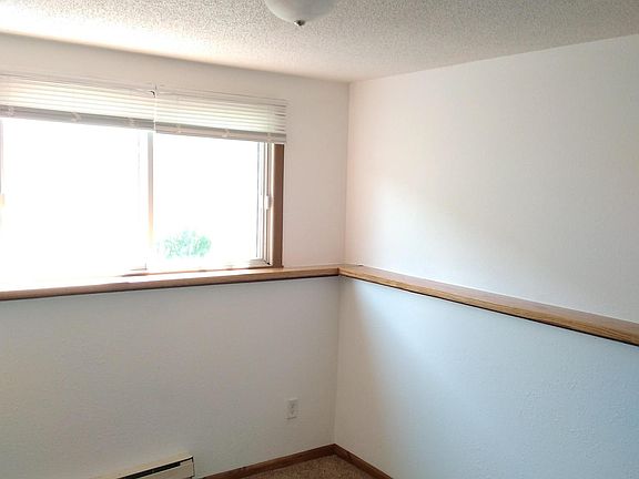 4th image of 1301 8th Ave N APT 3