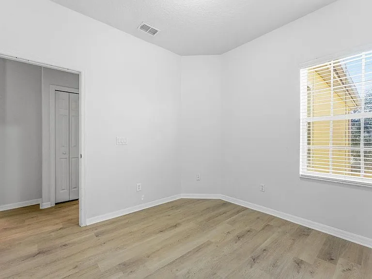 2795 Oakwater Dr — Photo 23