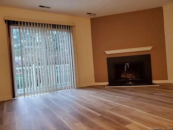 Living room with fireplace