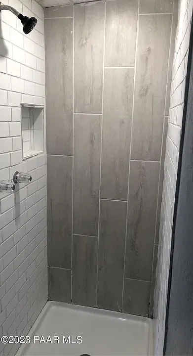 3 bed, 1122 sqft, $1,735 — Photo 4