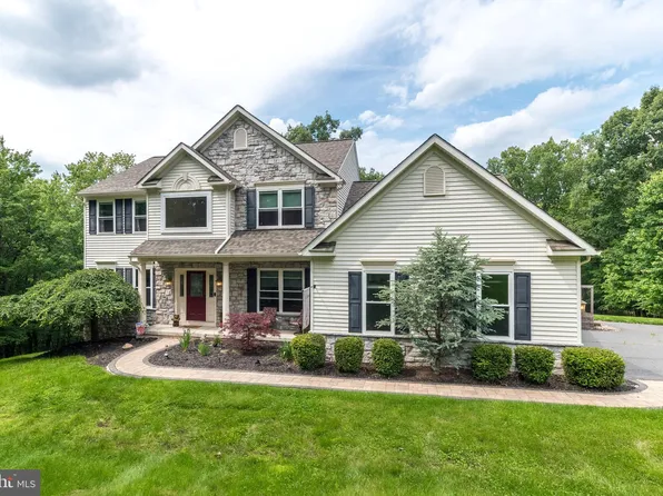 226 Overlook Rd, Morgantown, PA 19543