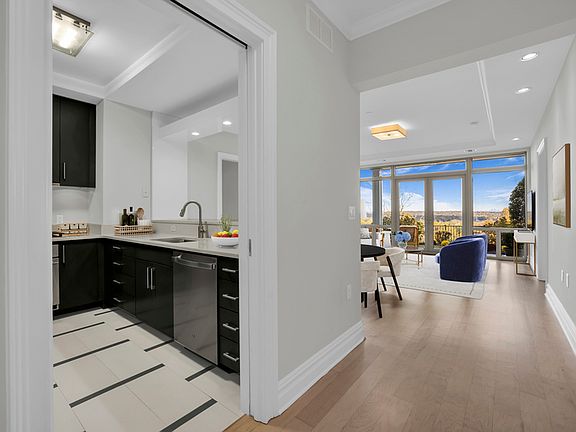 2nd image of 100 Wilson Rd APT 3