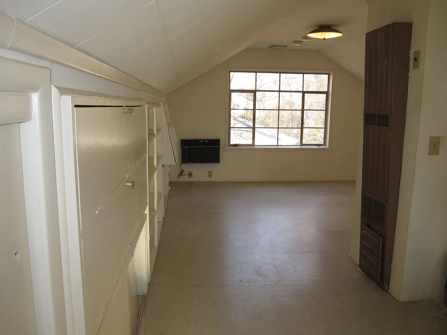 Studio, 350 sqft, $875 — Photo 3