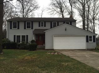 28527 Knickerbocker Rd, Bay Village, OH 44140