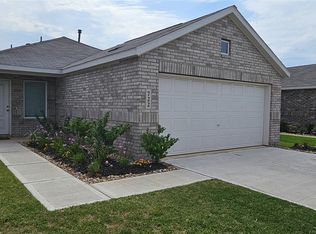 722 Falling Cave Dr, Willis, TX 77378
