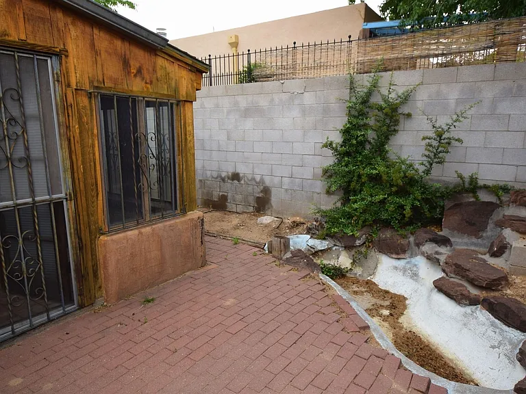 6008 Quemado Dr NE — Photo 12
