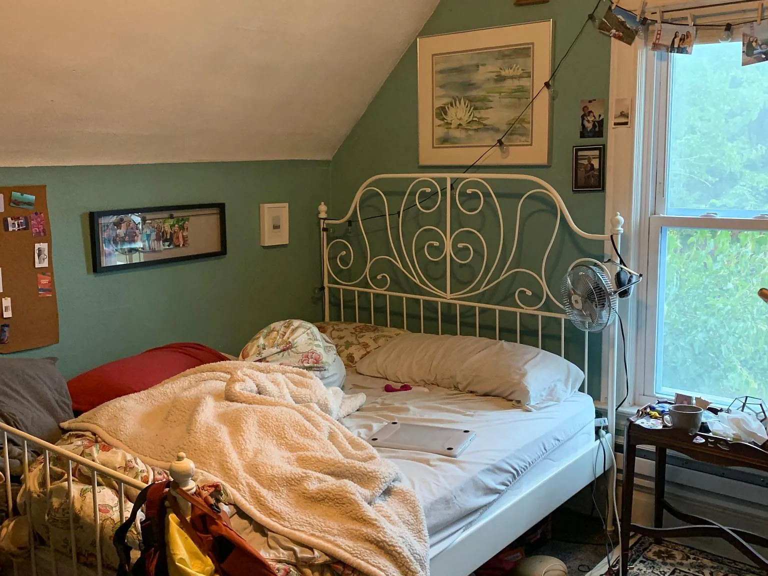8 bed, 4571 sqft, $3,600 — Photo 4