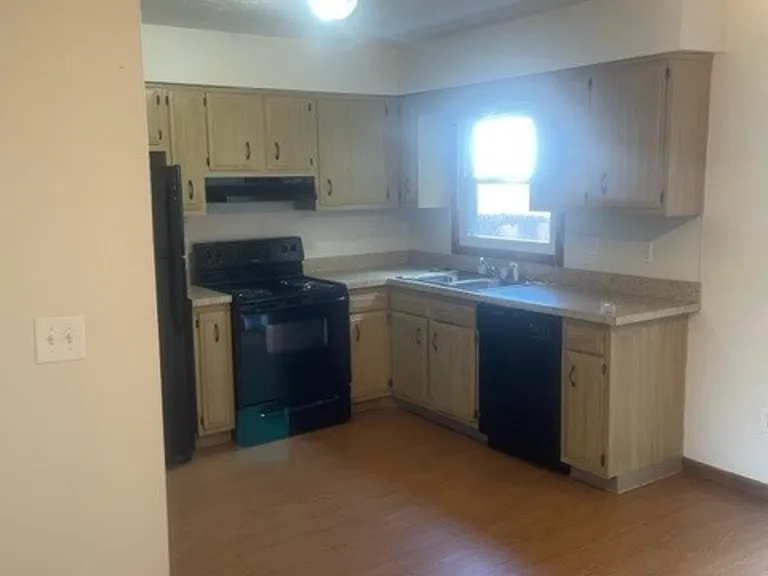 Townhomes of North Canton — Photo 1