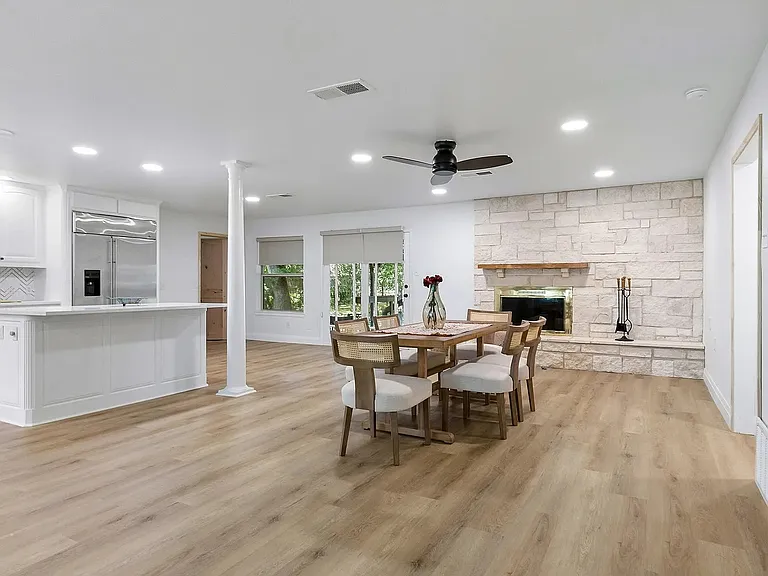 1212 W Murphy Rd — Photo 14