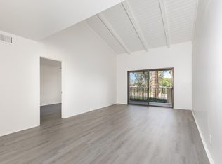 1411 N Sunrise Way UNIT 15, Palm Springs, CA 92262