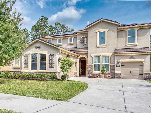 2nd image of 1057 Autumn Pines Dr