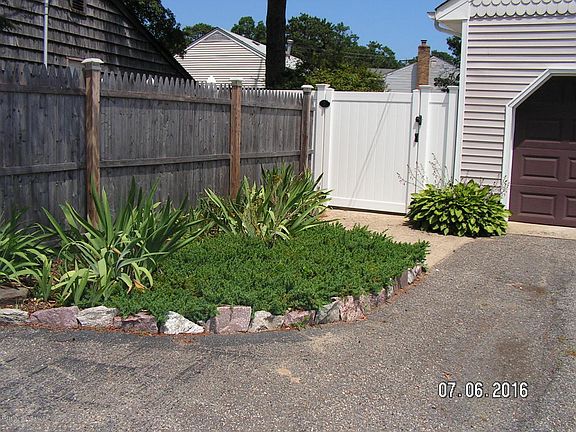4th image of 17 Evergreen Dr