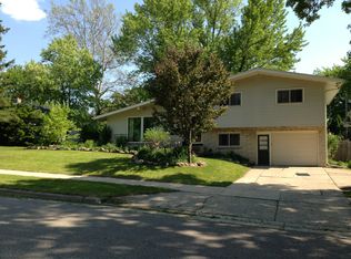4613 Goldfinch Dr, Madison, WI 53714