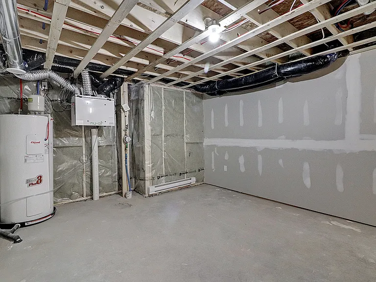 780 Hillcrest Dr #6 — Photo 5