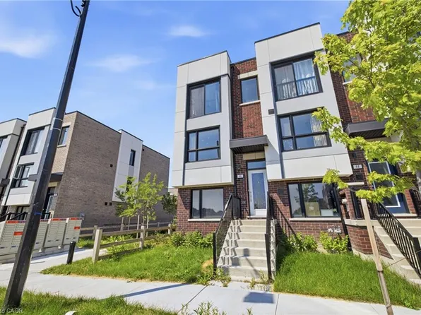 46 Bateson St W, Ajax, ON L1S 7M3