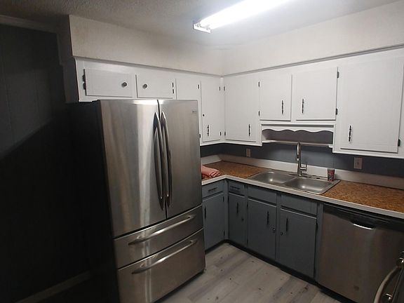 2nd image of 7674 Kings Grant Ln