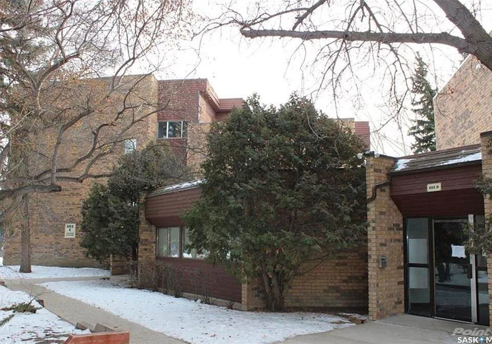 802 D Kingsmere Blvd #204