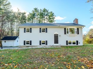 9 Colleen St, Killingly, CT 06239