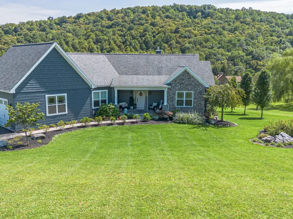 4080 Scotch Valley Rd, Hollidaysburg, PA 16648
