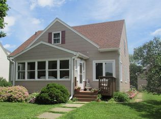 140 1st Ave SE, Harmony, MN 55939