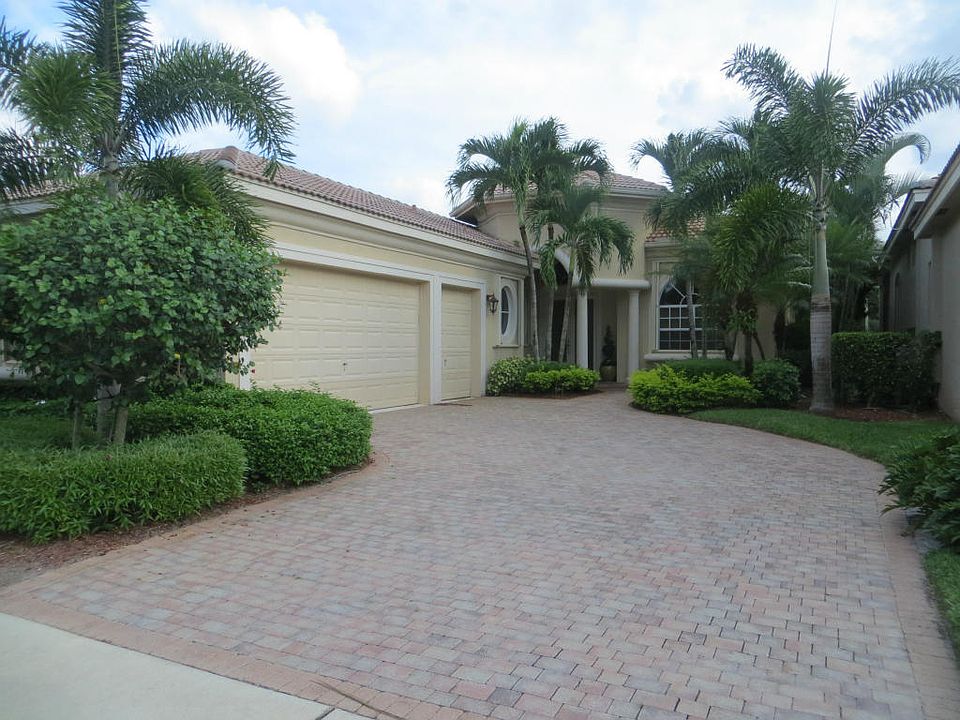 1st image of 7935 Villa D Este Way