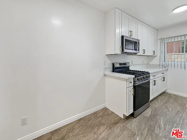 804 E Kelso St #2 — Photo 7