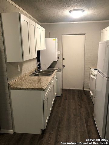 1st image of 4110 Park Ter