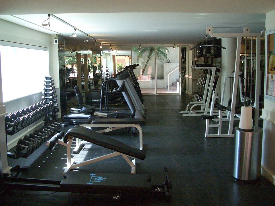 1st image of 1131 Alta Loma Rd APT 305