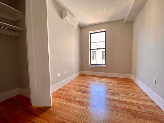 3rd image of 245 Sullivan Pl #D1a