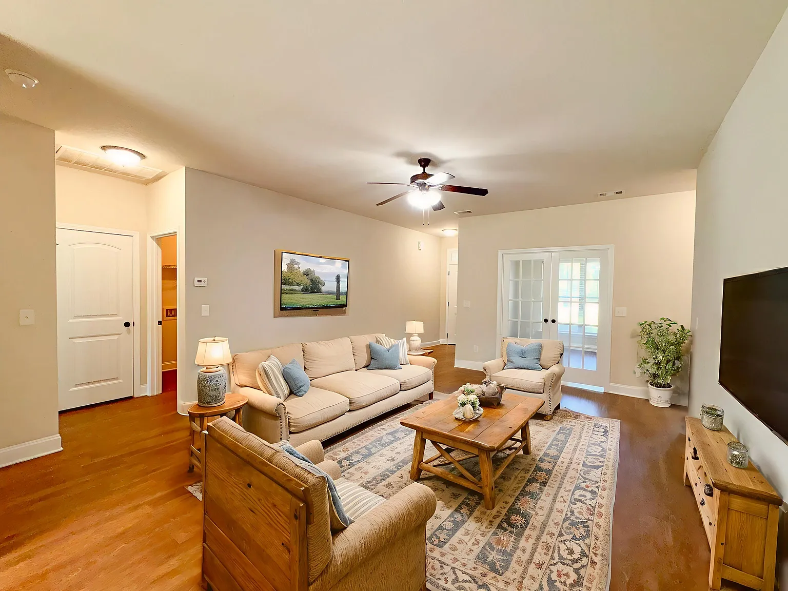 314 Tryon Place - 1 — Photo 2