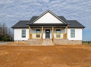 193 Old Military Rd N, Summertown, TN 38483