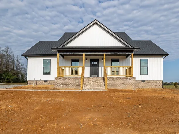 193 Old Military Rd N, Summertown, TN 38483