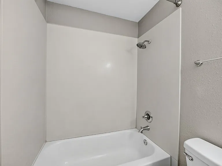 6252 Cavan Dr #3 — Photo 12