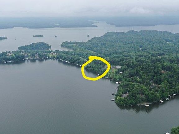 2nd image of 999 Parkview Shores Rd