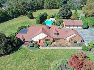 463 Apollo Dr, Bethlehem, PA 18017