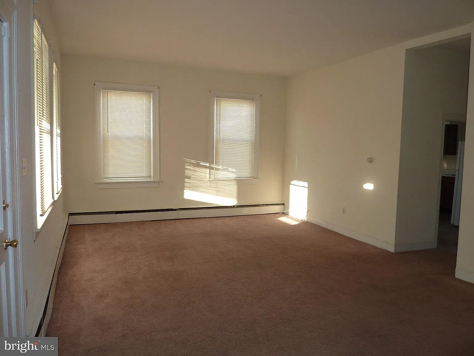 3 bed, 1.5 bath, 1664 sqft, $1,475 — Photo 4
