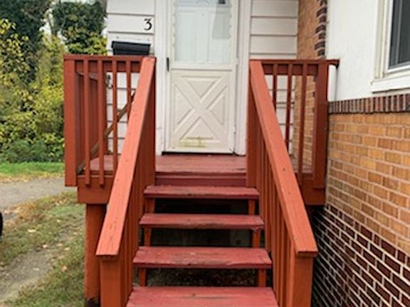 4th image of 40 Pennington Ave Unit 3