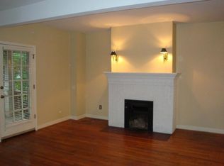 242 S Sunset Dr, Winston Salem, NC 27103