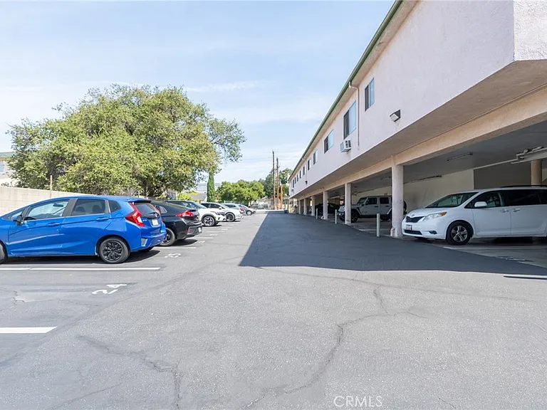 10085 Tujunga Canyon Blvd #4 — Photo 11